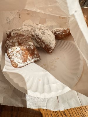 BEIGNET CAFE by null