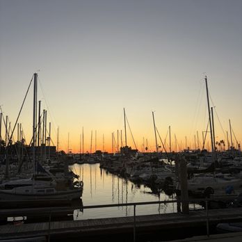 Sea Level Restaurant & Lounge - Sunset view - New American Near Me - Redondo Beach, California Sea Level Restaurant & Lounge - Sunset view - New American Near Me - Redondo Beach, California