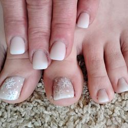 Planet Nails - Ombre Acrylic Nails & Toes with Snowflakes on Big Toes