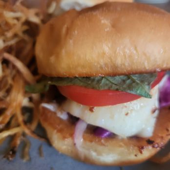 Tommy Bahama - Scallop slider - Seafood Near Me - Newport Beach, California Tommy Bahama - Scallop slider - Seafood Near Me - Newport Beach, California
