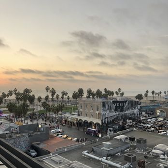 Venice Beach Boardwalk - High rooftop bar at Hotel Erwin - Beaches Near Me - Venice, California