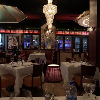 Jeff Ruby's Steakhouse - Cincinnati - Dining eoom - Steakhouses Near Me - Cincinnati, Ohio