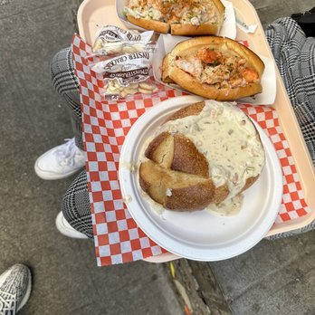 Pike Place Chowder - Seafood Near Me - Seattle, Washington Pike Place Chowder - Seafood Near Me - Seattle, Washington
