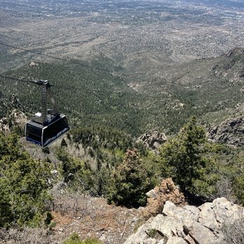 Sandia Peak Tramway - Beautiful Scenery - Ski Resorts Near Me - Albuquerque, New Mexico Sandia Peak Tramway - Beautiful Scenery - Ski Resorts Near Me - Albuquerque, New Mexico