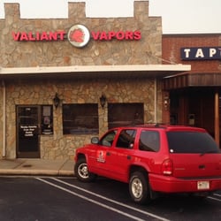 Valiant Vapors - In between Moe's and the Tap Room