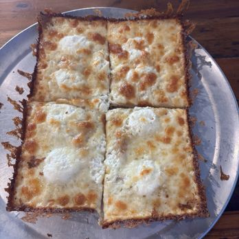 Grand Central Pizza Station - Chicago Style 5th ave White Gluten free pizza - Pizza Near Me - Ocoee, Florida Grand Central Pizza Station - Chicago Style 5th ave White Gluten free pizza - Pizza Near Me - Ocoee, Florida