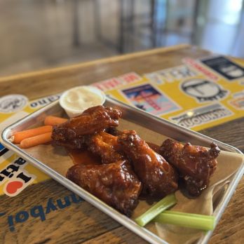 Johnny Boi - Wings Mango Habanero - Burgers Near Me - Richmond, California Johnny Boi - Wings Mango Habanero - Burgers Near Me - Richmond, California