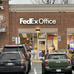 FedEx Office Print & Ship Center - Conveniently located in the Ballenger creek area.