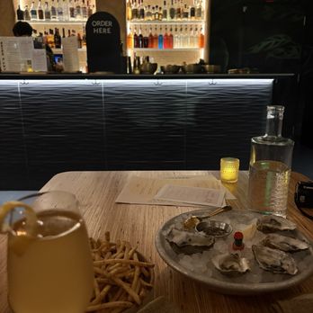 The Love Shack - oysters, manhattan cocktail and shoestring fries - Cocktail Bars Near Me - Portland, Oregon