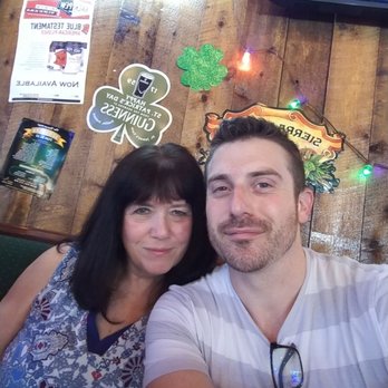 Mo's Irish Pub - Lunch with the fams. - American Near Me - Houston, Texas Mo's Irish Pub - Lunch with the fams. - American Near Me - Houston, Texas