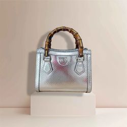 Detox Designer Resale Boutique