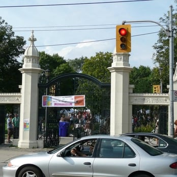 Trinity Bellwoods Park - One of the many festivals. - Parks Near Me - Toronto, Ontario Trinity Bellwoods Park - One of the many festivals. - Parks Near Me - Toronto, Ontario