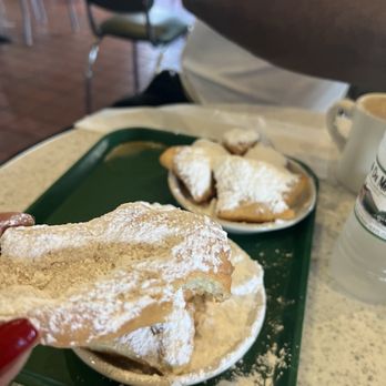 Cafe Du Monde - Before the demise! 12.24.2025 - Coffee & Tea Near Me - Metairie, Louisiana