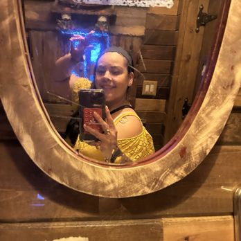 Shadow Grove Brewing - Love taking selfies sad the mirror is broken it wasn't before - Breweries Near Me - San Fernando, California Shadow Grove Brewing - Love taking selfies sad the mirror is broken it wasn't before - Breweries Near Me - San Fernando, California