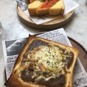Davelle - Mentaiko Mayo Toast and Cheese Curry Toast - Japanese Near Me - New York, New York
