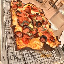 Roni roni roni pizza