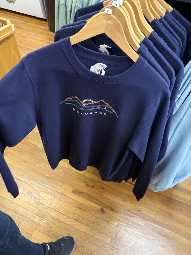 Mountain High Gallery and Gifts Logo