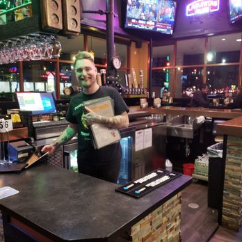 Round Table Pizza - Pizza Near Me - Citrus Heights, California