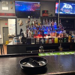 360 Sports Bar and Lounge - Bar