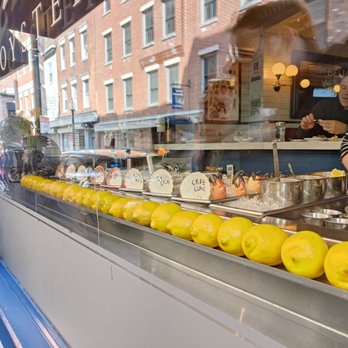 Neptune Oyster - Raw bar - Seafood Near Me - Boston, Massachusetts