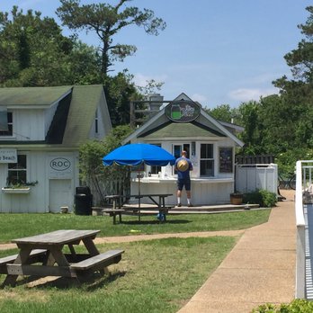 The Juice Jar - Storefront with outside seating - Juice Bars & Smoothies Near Me - Corolla, North Carolina
