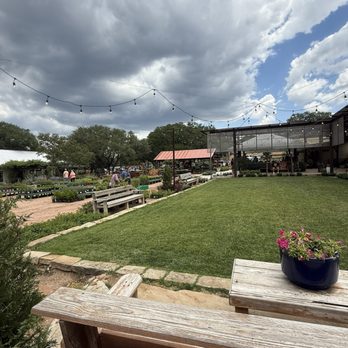 Spring Creek Gardens - Landscaping Near Me - Spring Branch, Texas