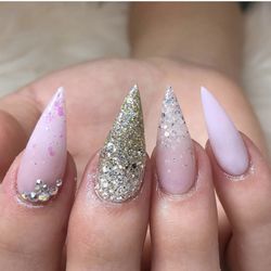 Lux Nail Spa