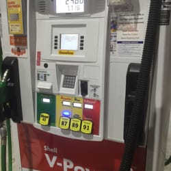 Shell - This gas station must be brand spankin new!!