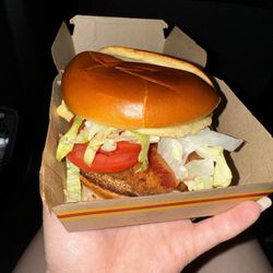 McDonald's - Bacon Cajun Ranch Deluxe McCrispy was worth the try