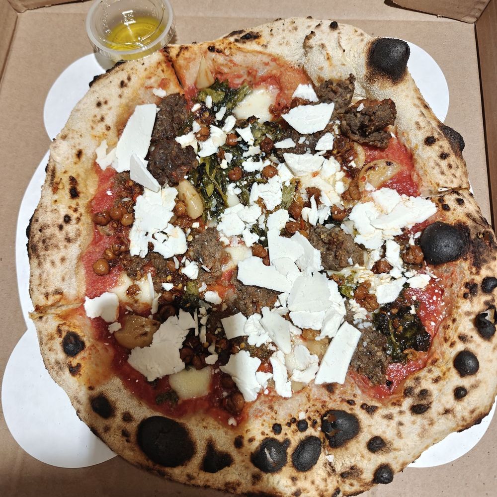 Si Cara - Lamb pizza - Pizza Near Me - Cambridge, Massachusetts Si Cara - Lamb pizza - Pizza Near Me - Cambridge, Massachusetts