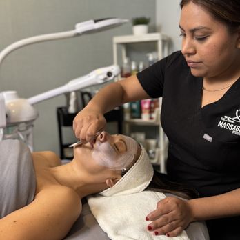 The Massage Studio - FACIAL DE LIMPIEZA PROFUNDA - Massage Near Me - Tijuana, BCN The Massage Studio - FACIAL DE LIMPIEZA PROFUNDA - Massage Near Me - Tijuana, BCN
