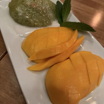 Spice Season - Mango Sticky Rice (seasonal) - Asian Fusion Near Me - Glendale, California Spice Season - Mango Sticky Rice (seasonal) - Asian Fusion Near Me - Glendale, California