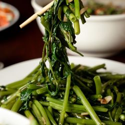 Pho Midway - Rau Muong Xao Toi
