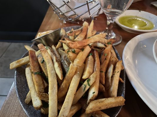 Moro's Table by null