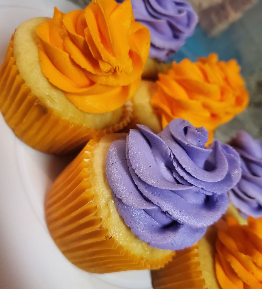 CAKES BAKED CUPCAKE SHOP Updated September 2024 59 Photos