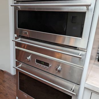 Super Master Appliance - GE oven and microwave, back in place after being removed for repairs - Appliances & Repair Near Me