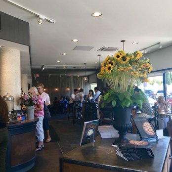 Cafe Crema - Coffee & Tea Near Me - West Vancouver, British Columbia Cafe Crema - Coffee & Tea Near Me - West Vancouver, British Columbia