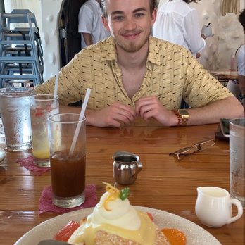 Cream Pot - Soufflé pancakes - Breakfast & Brunch Near Me - Honolulu, Hawaii