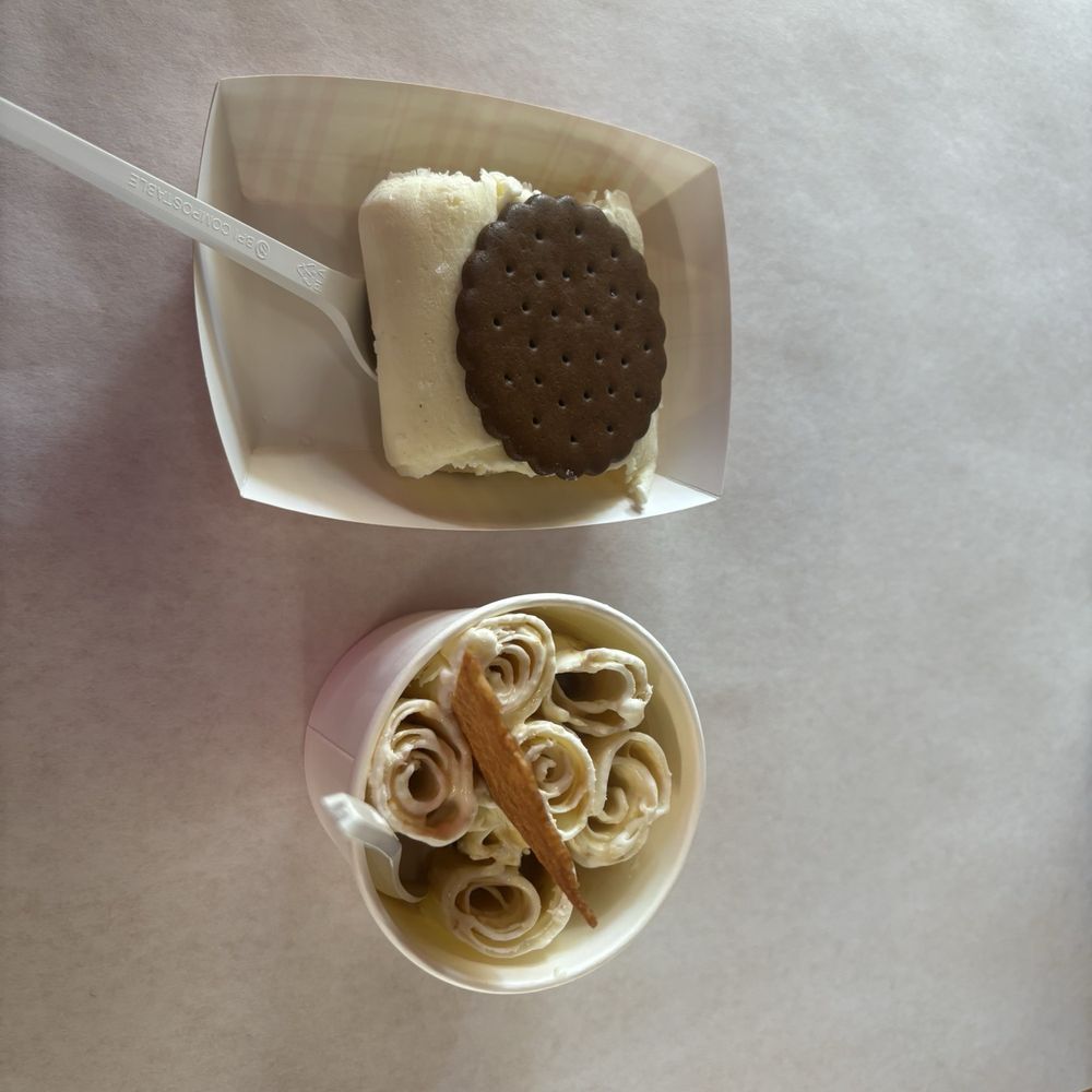 Cordray Drug Store - Ice cream sandwich and affogato in a cup yum - Ice Cream & Frozen Yogurt Near Me - Galveston, Texas