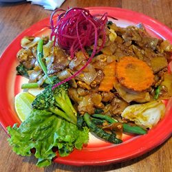 Makin Thai food - Pad Sew Ew 9/10