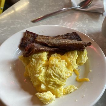 Bebop Waffle Shop - Cheesy eggs and bacon - Coffee & Tea Near Me - Seattle, Washington