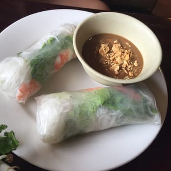 Pho Bistro - Spring rolls with shrimp - Vietnamese Near Me - Mckinney, Texas