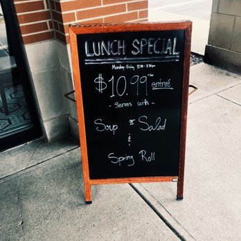 Thai Nine Restaurant - Lunch specials - Thai Near Me - Carmel, Indiana