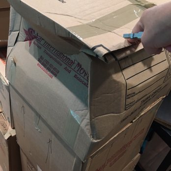 Star Moving Solutions - Boxes damaged - Movers Near Me - Dulles, Virginia Star Moving Solutions - Boxes damaged - Movers Near Me - Dulles, Virginia