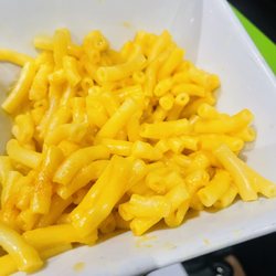Dave & Buster's Ontario - Kraft Mac and Cheese from the box??