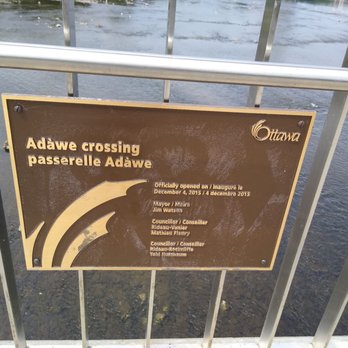 Riverain Park - The Adawe Crossing Bridge is a pedestrian and cyclist bridge that connects Riverain Park and Strathcona Park. - Parks Near Me - Ottawa, Ontario