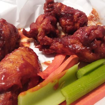 McGeorge's - General Tsos chicken wings - Pubs Near Me - De Pere, Wisconsin