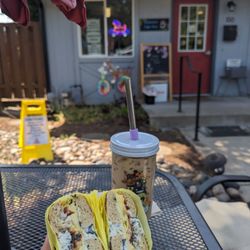 Mutts Coffee