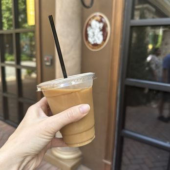 Café Intermezzo - Avalon - My iced americano - Coffee & Tea Near Me - Alpharetta, Georgia