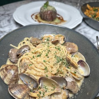 Zio's - Clam Linguine - Italian Near Me - Las Vegas, Nevada